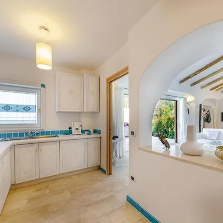빌라 Sardinia Family - Mariapia With Private Pool And Seaview 포르투 세르보